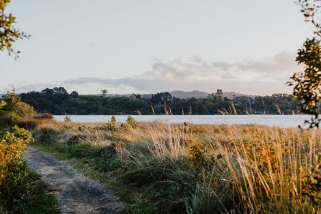 Photo of property in 1 Ohiwa Parade, Ohope, 3121