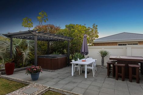 Photo of property in 26 Ohiwa Parade, Ohope, 3121