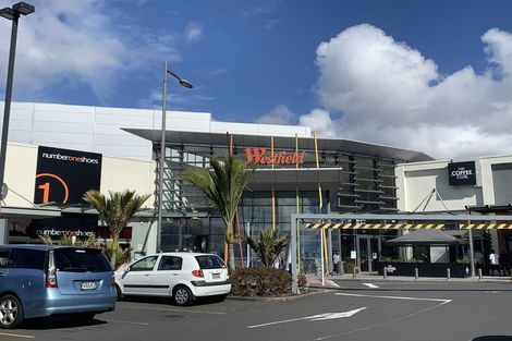 Photo of property in The Rennaissance, 2k/18 Ronwood Avenue, Manukau, Auckland, 2104