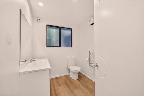 Photo of property in 5 Plains View, Mount Pleasant, Christchurch, 8081
