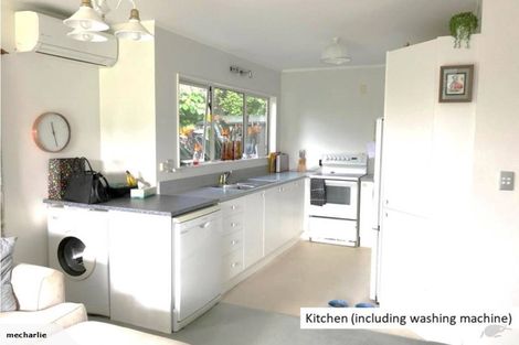 Photo of property in 5 Esther Place, Red Beach, 0932