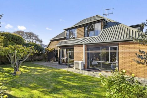 Photo of property in 10a Nikau Place, Riccarton, Christchurch, 8011