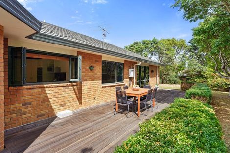 Photo of property in 10 Tararua Crescent, Otaki, 5512