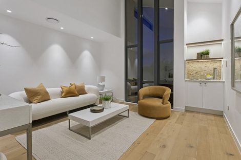 Photo of property in 3b Serrata Place, Browns Bay, Auckland, 0630