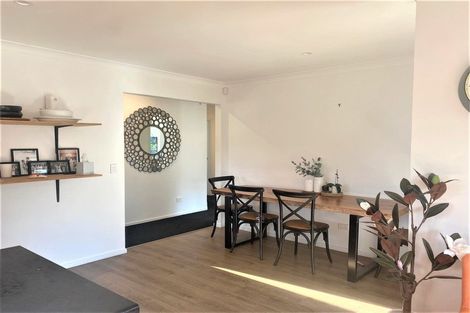 Photo of property in 548a Queen Street East, Levin, 5510