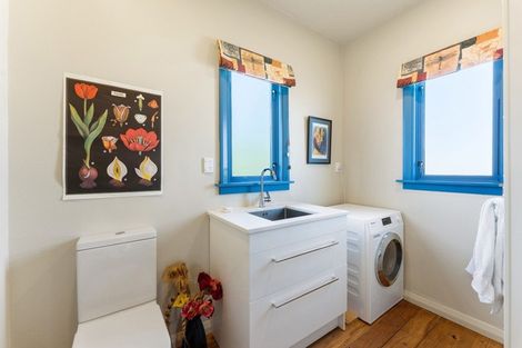 Photo of property in 29 Fulford Street, New Plymouth, 4310