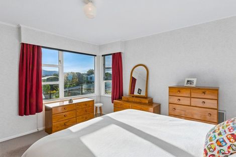 Photo of property in 52 Kiwi Road, Raumati Beach, Paraparaumu, 5032