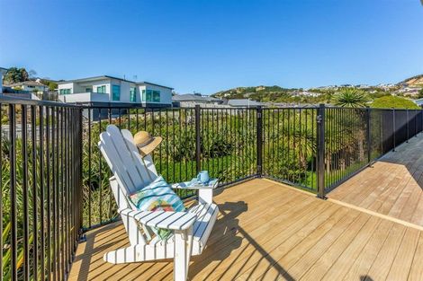 Photo of property in 6 Cartographer Way, Whitby, Porirua, 5024