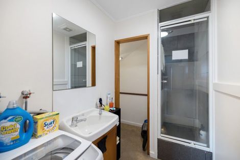 Photo of property in 8 Avalon Crescent, Fernhill, Queenstown, 9300