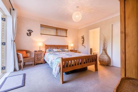 Photo of property in 118c Carter Road, Oratia, Auckland, 0604