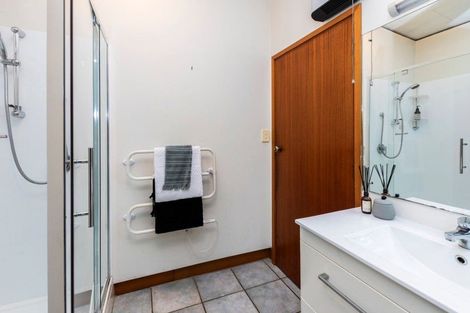 Photo of property in 11 Ilkley Place, Ilam, Christchurch, 8041