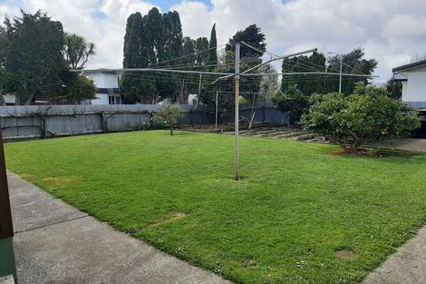 Photo of property in 15 Brett Place, Takaro, Palmerston North, 4412