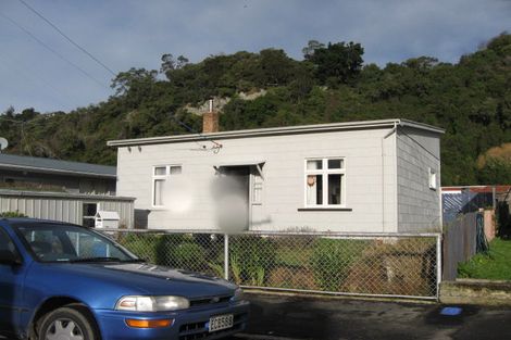Photo of property in 35 Woodhaugh Street, Woodhaugh, Dunedin, 9010
