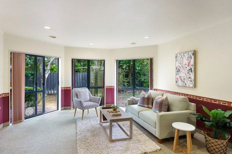 Photo of property in 10 Tararua Crescent, Otaki, 5512