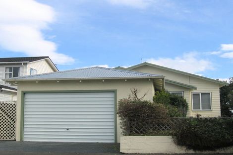 Photo of property in 22 Selwyn Road, Hospital Hill, Napier, 4110