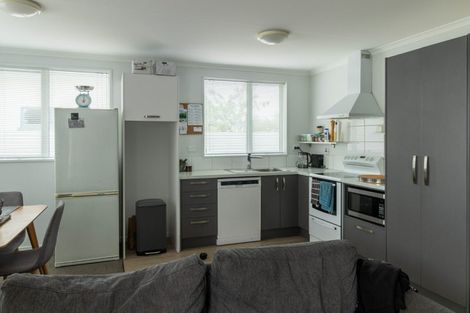 Photo of property in 18 Lowe Street, Avenal, Invercargill, 9810