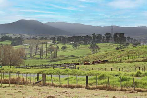 Photo of property in 210g Pukenui Road, Kaiwaka, 0573