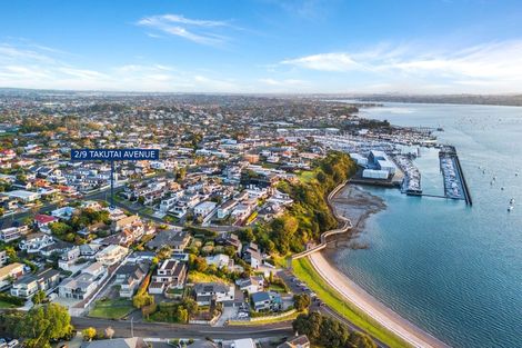 Photo of property in 2/9 Takutai Avenue, Bucklands Beach, Auckland, 2012