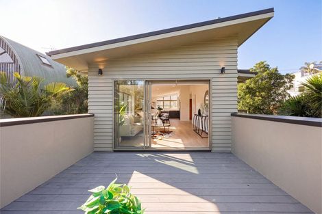 Photo of property in 40a Verran Road, Birkdale, Auckland, 0626
