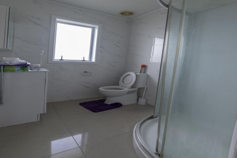 Photo of property in 1/52 Takanini Road, Takanini, 2112