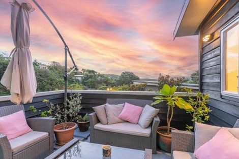 Photo of property in 3 Paremata Drive, Paremata, Porirua, 5024