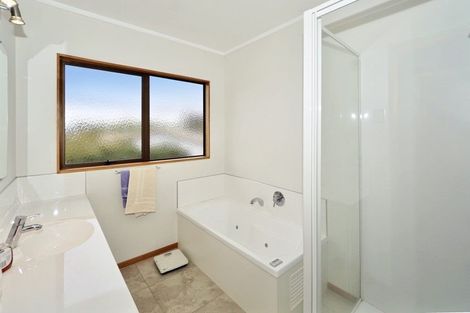 Photo of property in 3 Randell Place, Te Puke, 3119