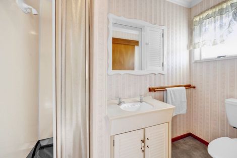 Photo of property in 65 Murray Avenue, Hawera, 4610