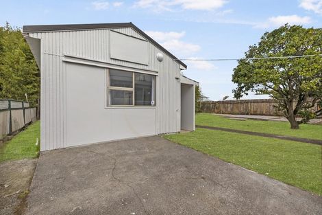 Photo of property in 14 Clayton Road, Manurewa, Auckland, 2102