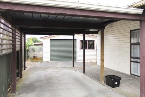 Photo of property in 9 Papawai Place, Milson, Palmerston North, 4414