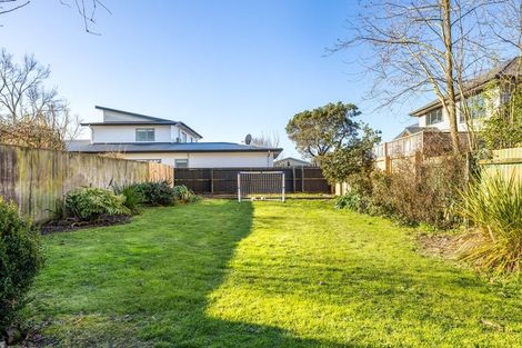 Photo of property in 34 Massey Crescent, St Albans, Christchurch, 8014