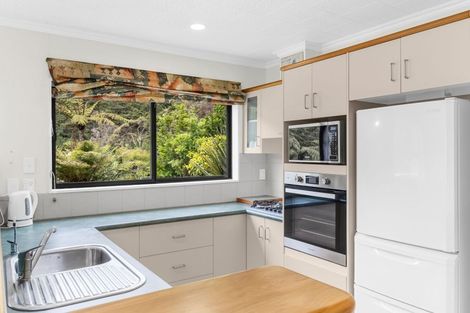 Photo of property in 11 Field Terrace, Okiwi Bay, French Pass, 7193