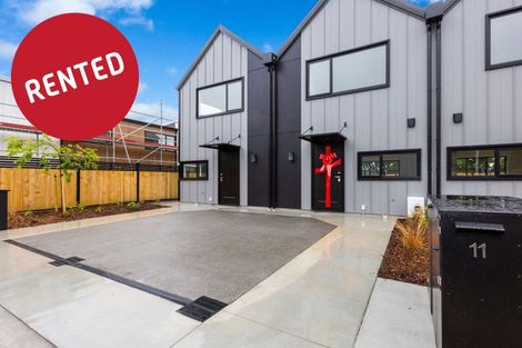 Photo of property in 11 Raeble Walkington Lane, Wallaceville, Upper Hutt, 5018