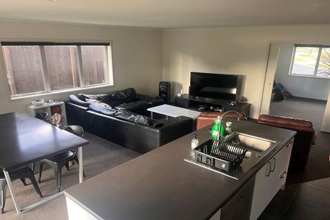 Photo of property in 9 Ladeira Place, Fitzroy, Hamilton, 3206