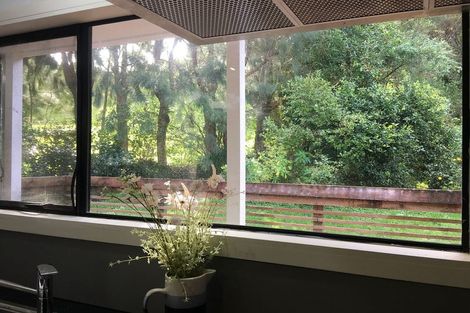 Photo of property in 11 Kereru Grove, Greenhithe, Auckland, 0632