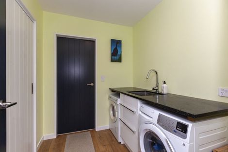 Photo of property in 20 Te Heke Place, Waikanae, 5036