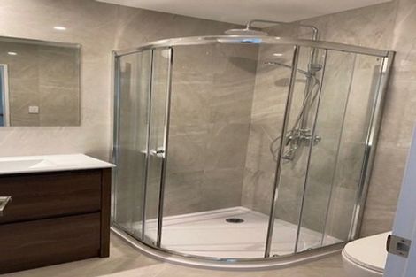 Photo of property in 66c Chivalry Road, Glenfield, Auckland, 0629