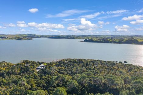 Photo of property in 438 Pahi Road, Pahi, Paparoa, 0571