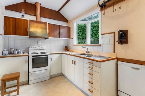 Photo of property in 59 Killarney Avenue, Torbay, Auckland, 0630