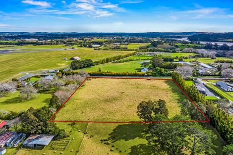 Photo of property in 30 Karaka Road, Whenuapai, Auckland, 0618