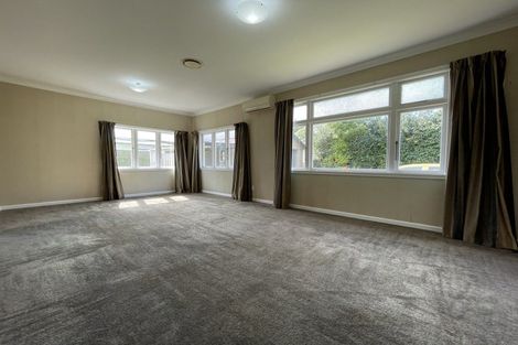 Photo of property in 9 East Street, Terrace End, Palmerston North, 4410