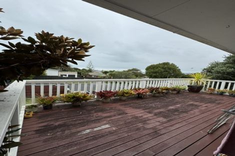 Photo of property in 29 Judkins Crescent, Cockle Bay, Auckland, 2014