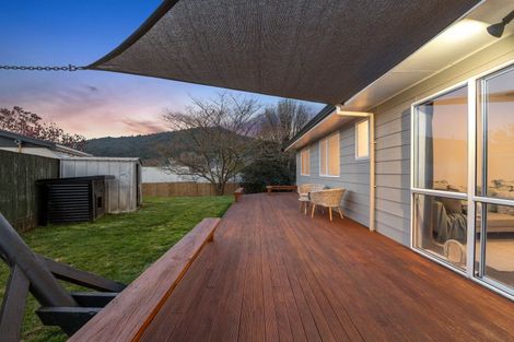 Photo of property in 6 Augustus Earle Place, Pukehangi, Rotorua, 3015