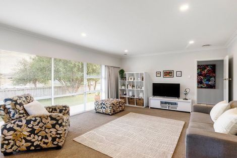Photo of property in 4 Walter Street, Fairfield, Hamilton, 3214