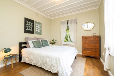 Photo of property in 2 Paradise Road, Napier South, Napier, 4110