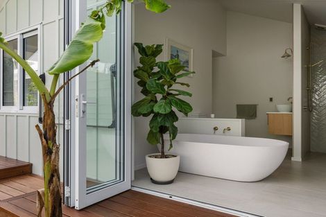 Photo of property in 157 Harris Street, Inner Kaiti, Gisborne, 4010