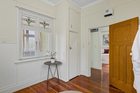 Photo of property in 106 Queen Street West, Levin, 5510