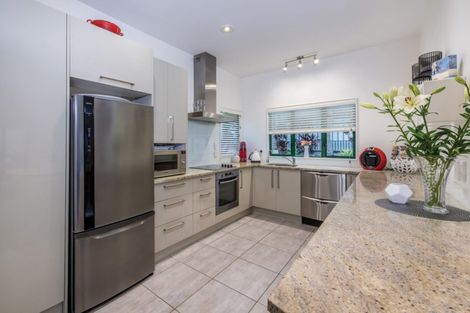 Photo of property in 3/17 Hart Road, Hauraki, Auckland, 0622