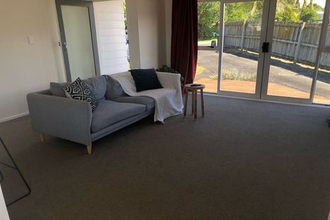 Photo of property in 24 Normandy Place, Henderson, Auckland, 0610