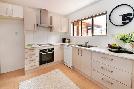 Photo of property in 2/428 Hibiscus Coast Highway, Orewa, 0931