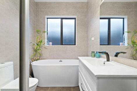 Photo of property in 20 Knoll Rise, Pukekohe, 2120